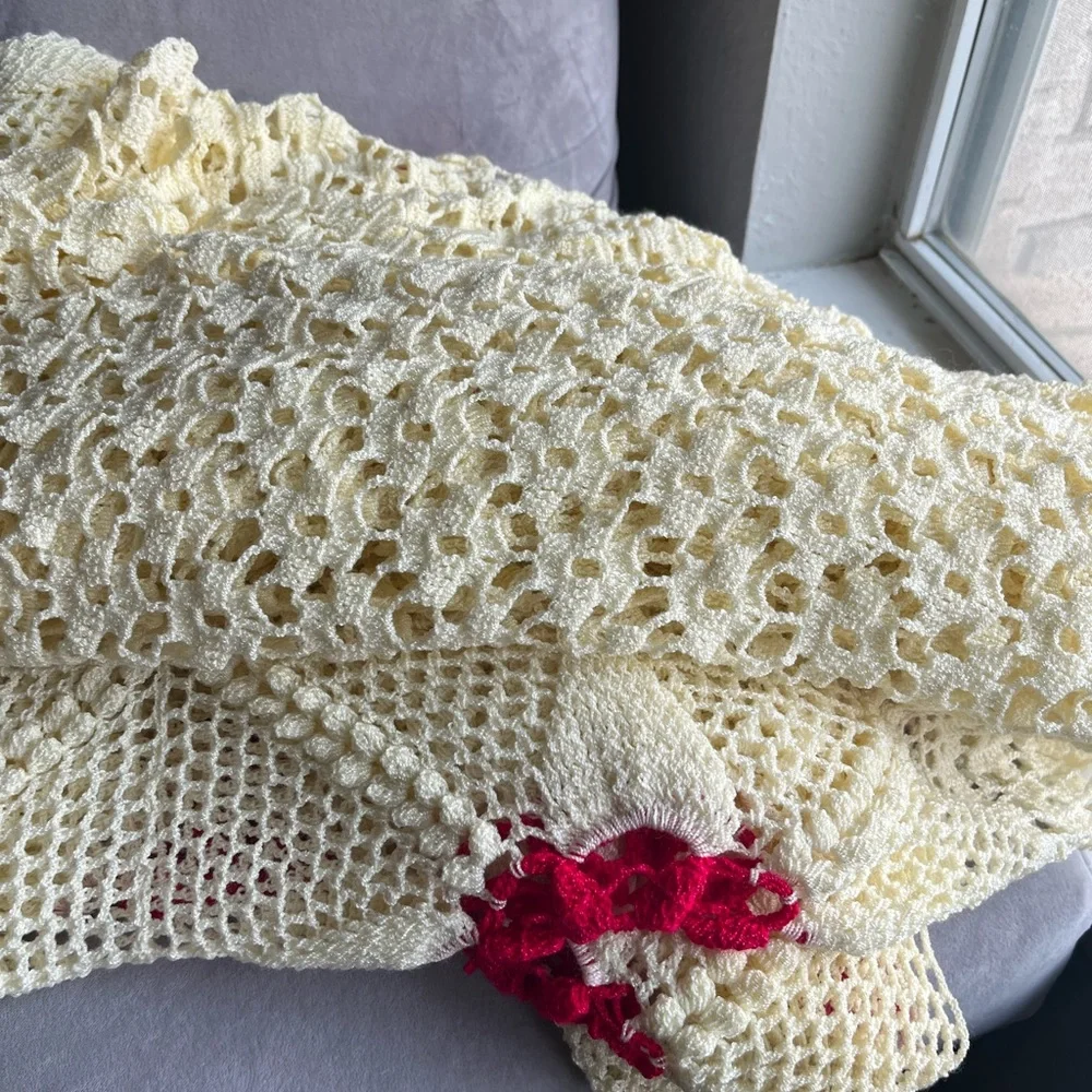 VTG Granny Square Crochet Afghan Blanket Handmade Spread White with Pink Flowers